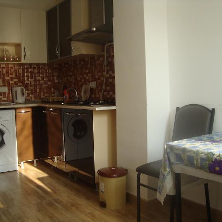 Apartments Azatutyan Avenue 9, Кв 19 เยเรวาน ภายนอก รูปภาพ