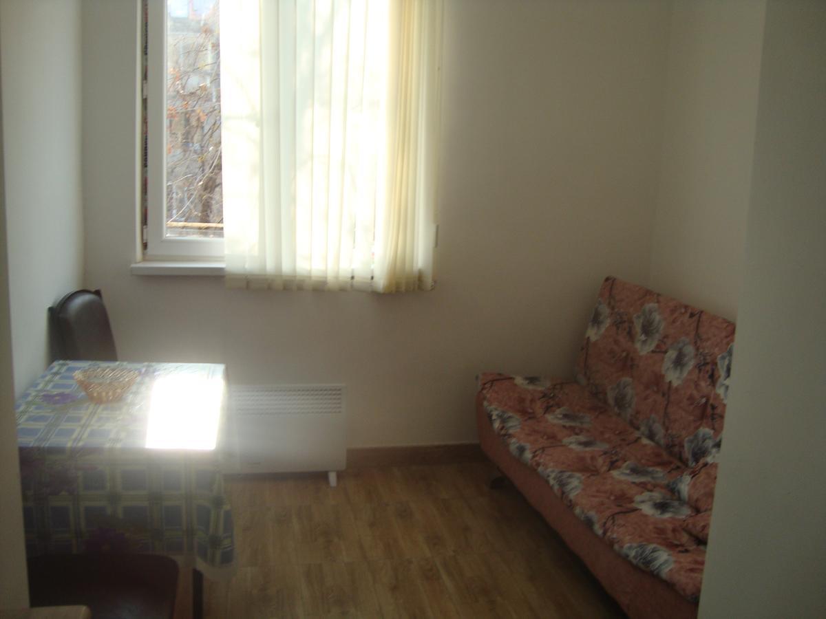 Apartments Azatutyan Avenue 9, Кв 19 เยเรวาน ภายนอก รูปภาพ